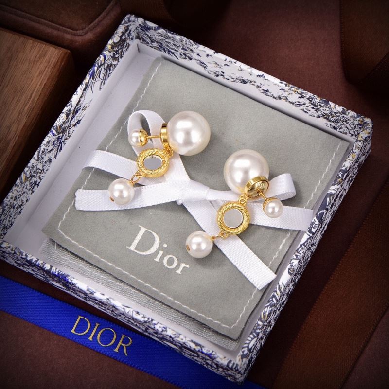 Christian Dior Earrings - Click Image to Close